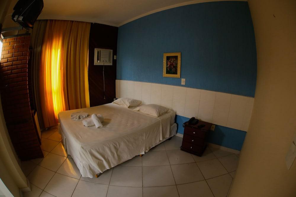 Acropolis Marina Hotel أنجرا دوس ريس المظهر الخارجي الصورة