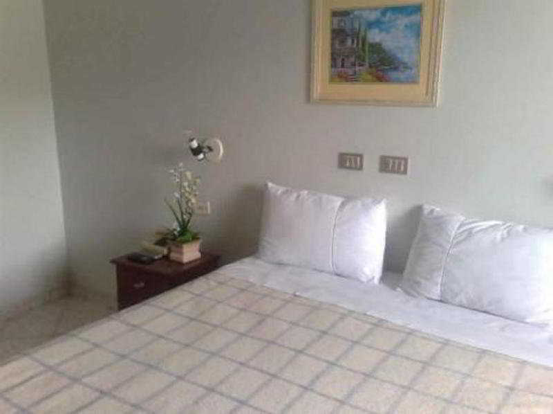 Acropolis Marina Hotel أنجرا دوس ريس المظهر الخارجي الصورة